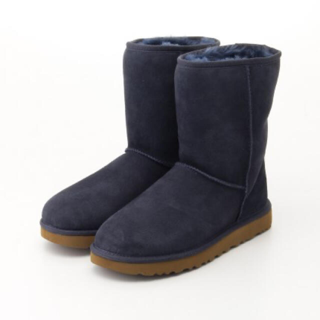 新品✨タグ付き♪UGG ⭐️ブーツ　ネイビー22、23センチ、茶色22センチ