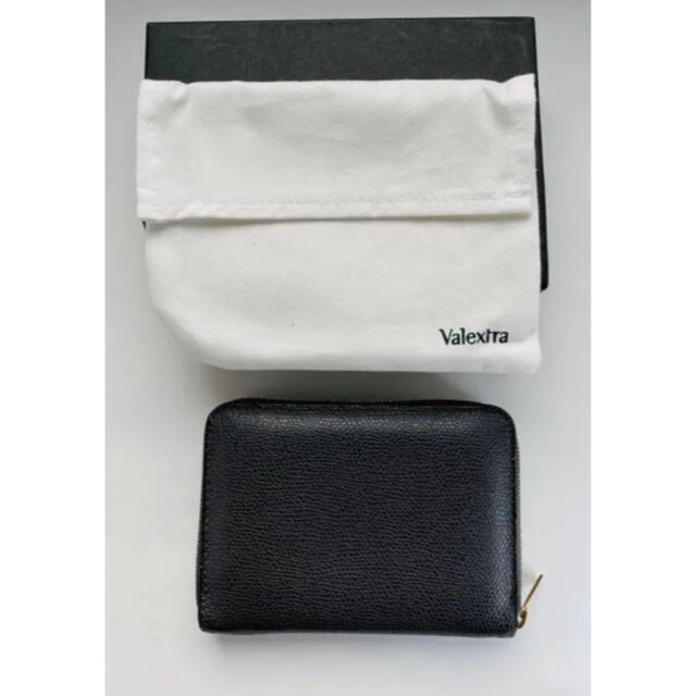 ブランドな Valextra 財布 ラウンドジップ ホワイトの通販 by まのまの 