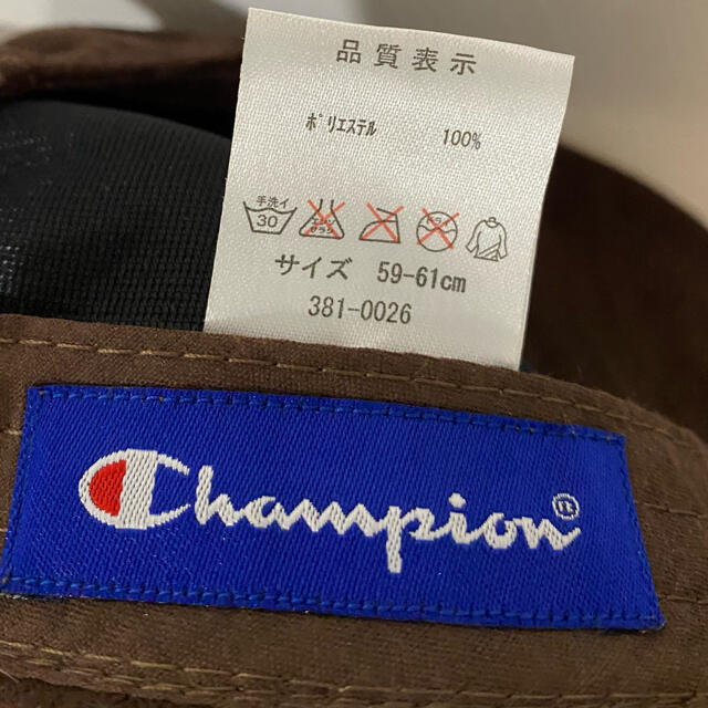 Champion(チャンピオン)の【未使用・美品】Champion スエード生地 キャップ 帽子 メンズの帽子(キャップ)の商品写真