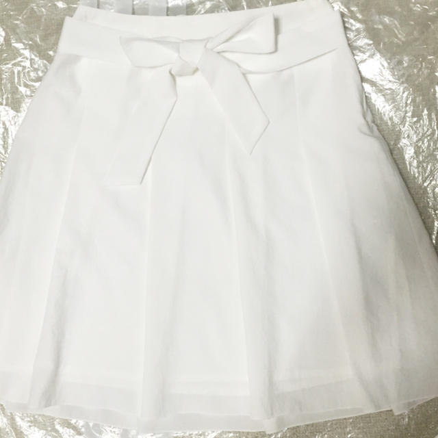 ef-de(エフデ)のlachamble♡白プリーツスカート レディースのスカート(ひざ丈スカート)の商品写真