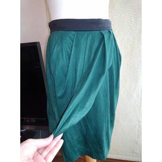 アンタイトル(UNTITLED)の[アンタイトルド]輝く緑色のチューリップ型スカート　２　エレガントです♪(ひざ丈スカート)