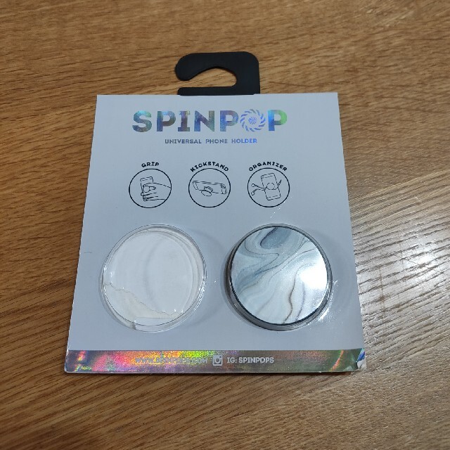 【中古品】スピンポップ　SPIN POP　スマホグリップ　 スマホ/家電/カメラのスマホアクセサリー(その他)の商品写真