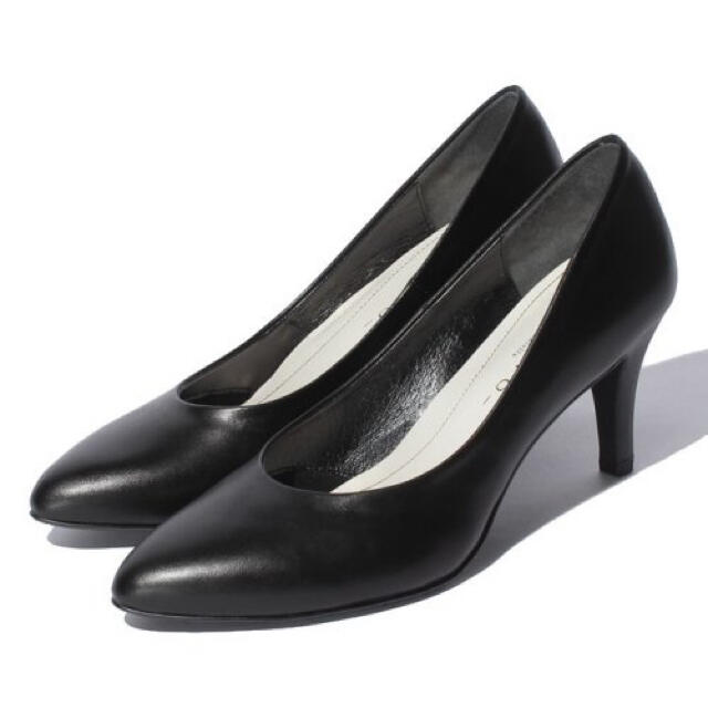 MELMO(メルモ)のMELMO 黒パンプス レディースの靴/シューズ(ハイヒール/パンプス)の商品写真