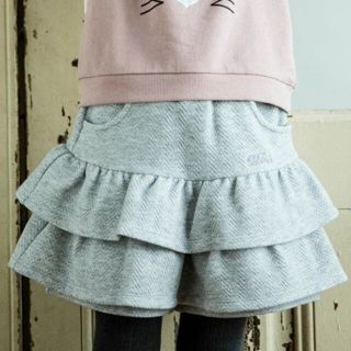 ベベ(BeBe)の【極美品✨】♥️BeBe♥️フリルキュロットパンツ。130cm。(パンツ/スパッツ)