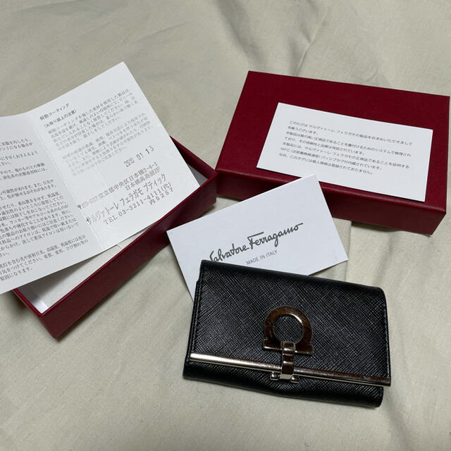 Salvatore Ferragamo キーリング付き 6連キーケース