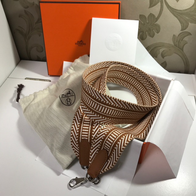 レビュー高評価のおせち贈り物 Hermes - エルメス バンドリエール