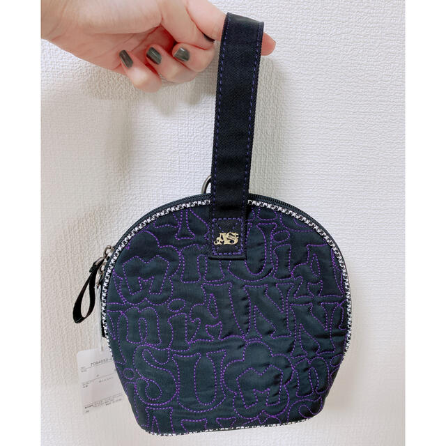 ANNA SUI mini - 値下げ>> 新品 ANNA SUI mini ロゴキルト刺しゅうマグケースの通販 by おうちの断捨離