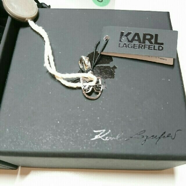 Karl Lagerfeld(カールラガーフェルド)の値下げ☆[新品未使用]シュペット サングラスチャーム レディースのアクセサリー(チャーム)の商品写真