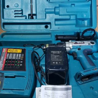 マキタ(Makita)の充電式震動ドライバドリル　HP460DRA(その他)