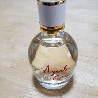 ランバン(LANVIN)の未使用に近い　LANVIN ア ガール イン カプリ　90ml　ランバン(香水(女性用))