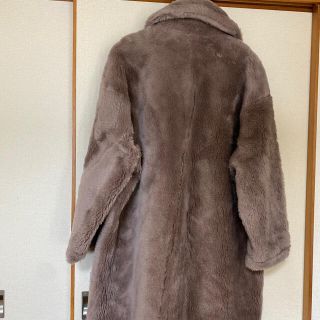 完売 グレースコンチネンタル エコファーコート ピンクベージュ 36