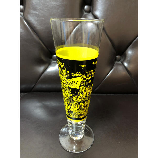 ★ボルシア・ドルトムント★ビールグラス　記念品 スポーツ/アウトドアのサッカー/フットサル(記念品/関連グッズ)の商品写真