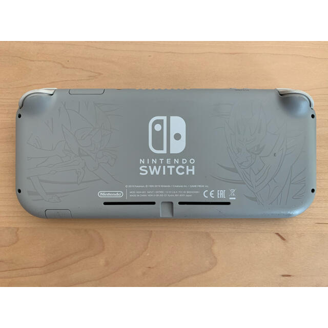 Nintendo Switch Lite ポケモン限定　バージョン