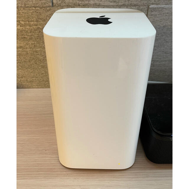 Apple(アップル)のAirMac Time Capsule 2TB スマホ/家電/カメラのPC/タブレット(PC周辺機器)の商品写真