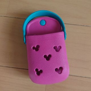 クロックス(crocs)のクロックス ディズニー モバイルケース 小物入れ(モバイルケース/カバー)