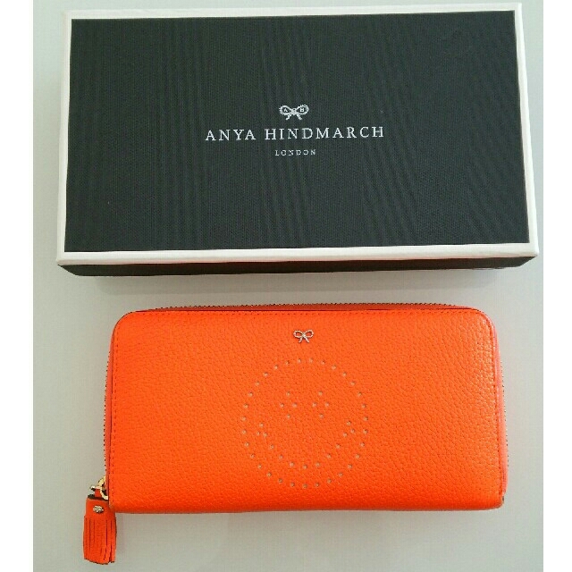 ANYA HINDMARCH 長財布