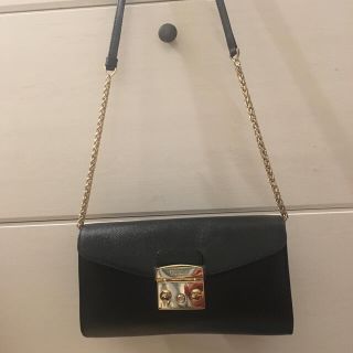 フルラ(Furla)のFURLA  新品　チェーン　ショルダーバッグ　メトロポリス(ショルダーバッグ)