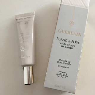 ゲラン(GUERLAIN)のペルルブランUVシールド(化粧下地)