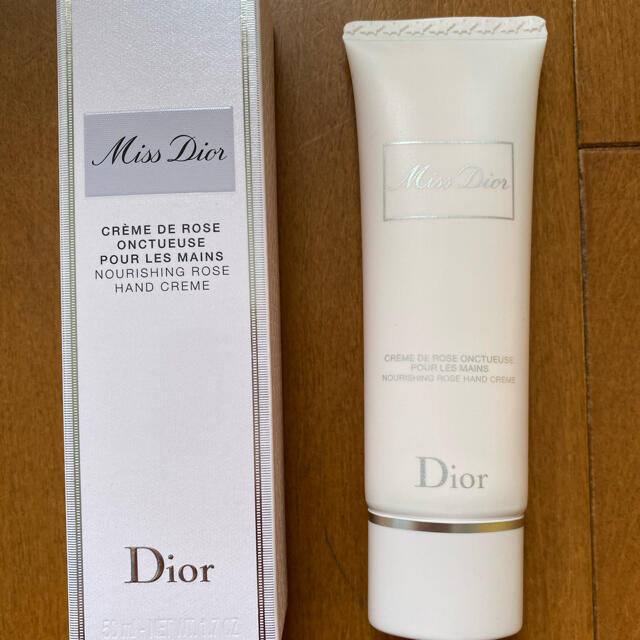 Christian Dior(クリスチャンディオール)のミスディオール　Christian Dior　ハンドクリーム　新品未開封 コスメ/美容のボディケア(ハンドクリーム)の商品写真