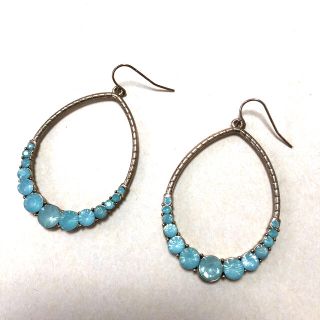 ピアス(ピアス)