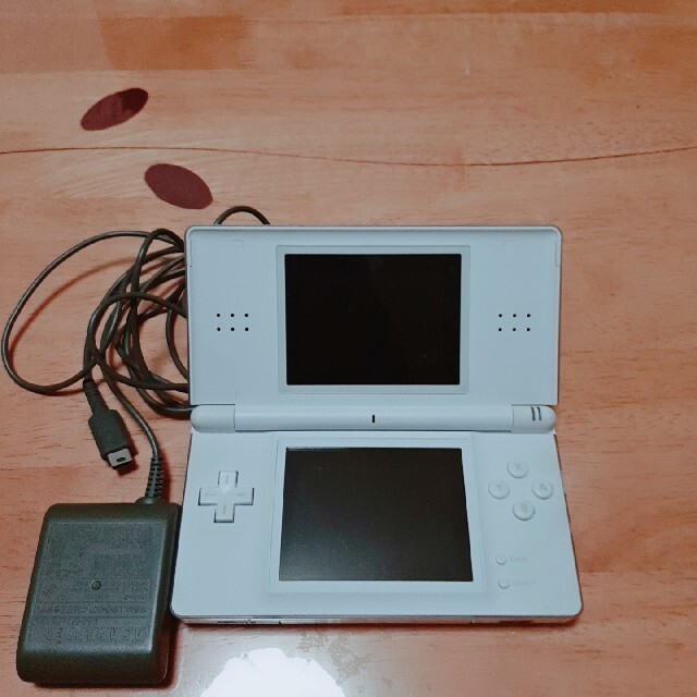 Nintendo DS ニンテンド-DS LITE クリス…　(本体+充電器)