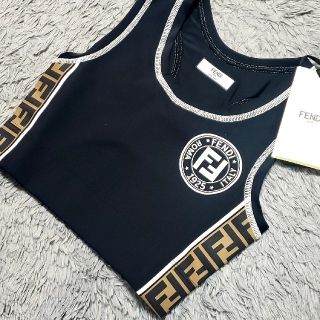 フェンディ(FENDI)のフェンディ　ロゴ　トップス　スポーツ　トレーニング　Tシャツ　水着　ジム(Tシャツ(半袖/袖なし))