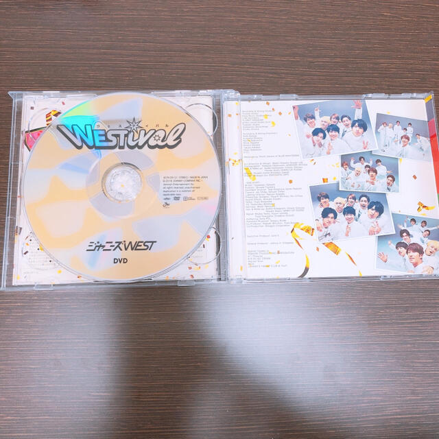 ジャニーズWEST(ジャニーズウエスト)のWESTival 初回盤　(CD＋DVD)  エンタメ/ホビーのタレントグッズ(アイドルグッズ)の商品写真