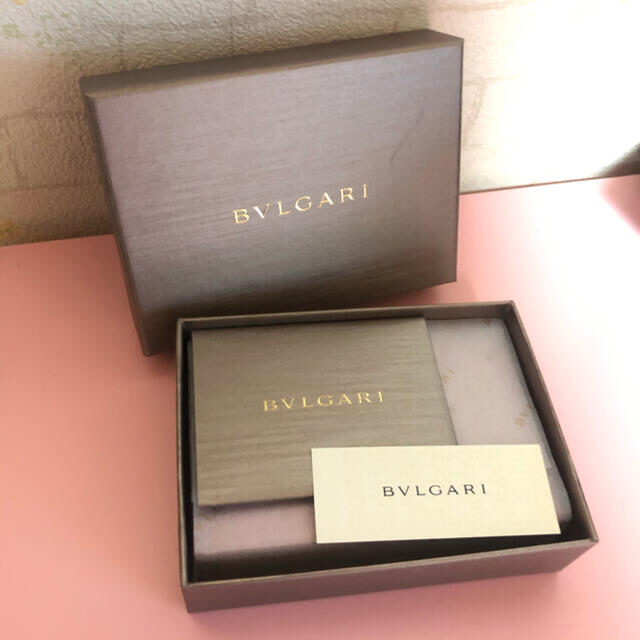 BVLGARI(ブルガリ)のBVLGARI 名刺入れ　カードケース　ピンク　美品 レディースのファッション小物(名刺入れ/定期入れ)の商品写真