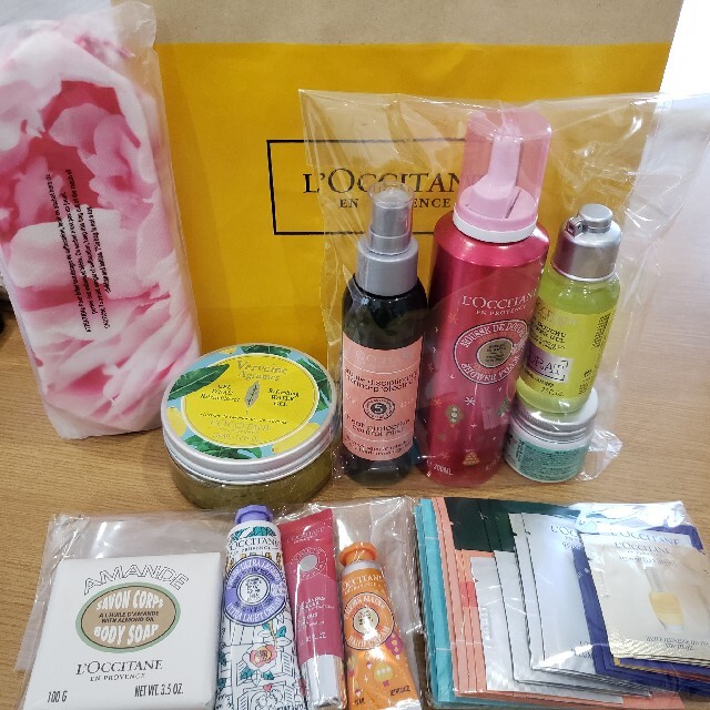 L'OCCITANE(ロクシタン)のL'OCCITANE　福袋　2021 コスメ/美容のスキンケア/基礎化粧品(保湿ジェル)の商品写真