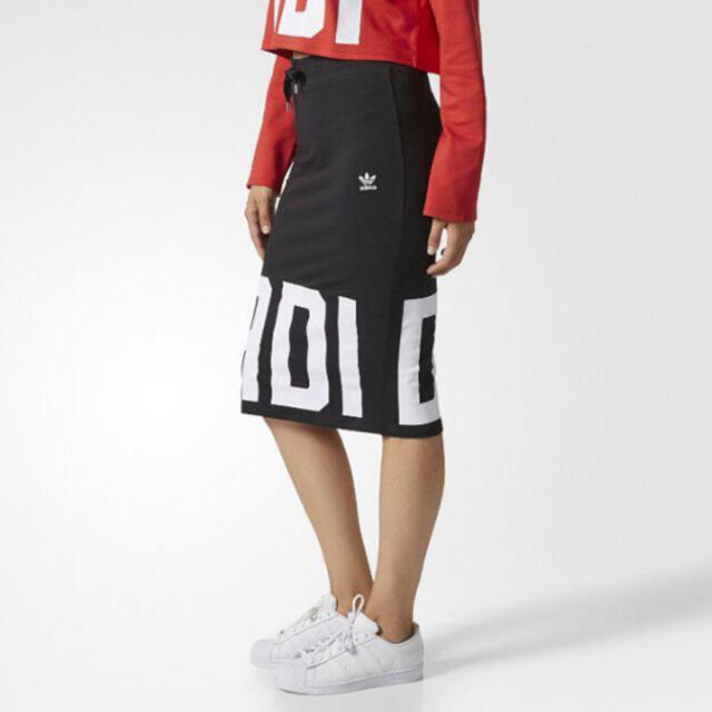 adidas(アディダス)の本日迄🕛専用❣️adidas ❣️スカート　アディダス オリジナリス レディースのスカート(ひざ丈スカート)の商品写真