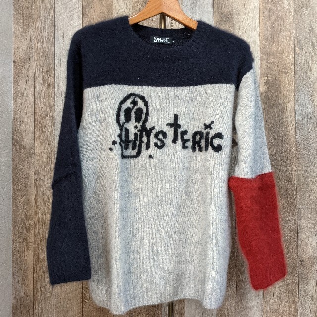 HYSTERIC GLAMOUR(ヒステリックグラマー)のクーポン中限定値下げ　ヒステリックグラマー　ニット　Mサイズ メンズのトップス(ニット/セーター)の商品写真