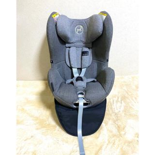 サイベックス(cybex)のサイベックス シローナ（伊勢丹限定カラー）☆ベビーインレイ付き(自動車用チャイルドシート本体)