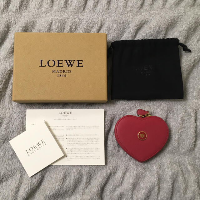 正規品】LOEWE ロエベの 赤牛のコインケース | grocerybazaar.store