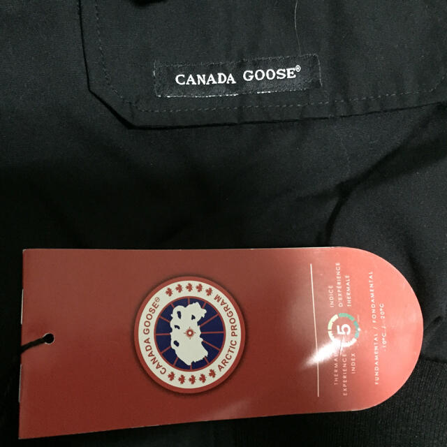 CANADA GOOSE(カナダグース)のカナダグースダウンジャケットレディース レディースのジャケット/アウター(ダウンジャケット)の商品写真