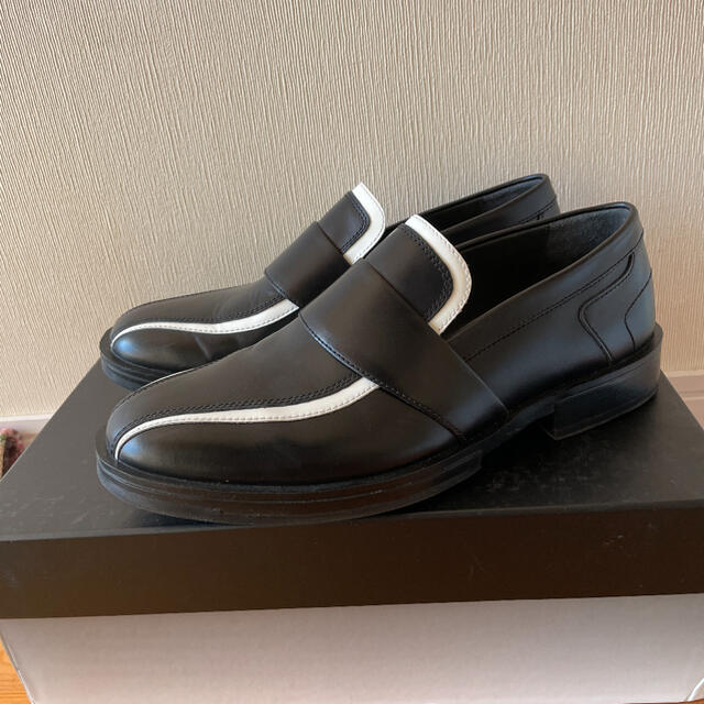 Kiko Kostadinov × CAMPER ローファー 人気度ランキング www.gold-and