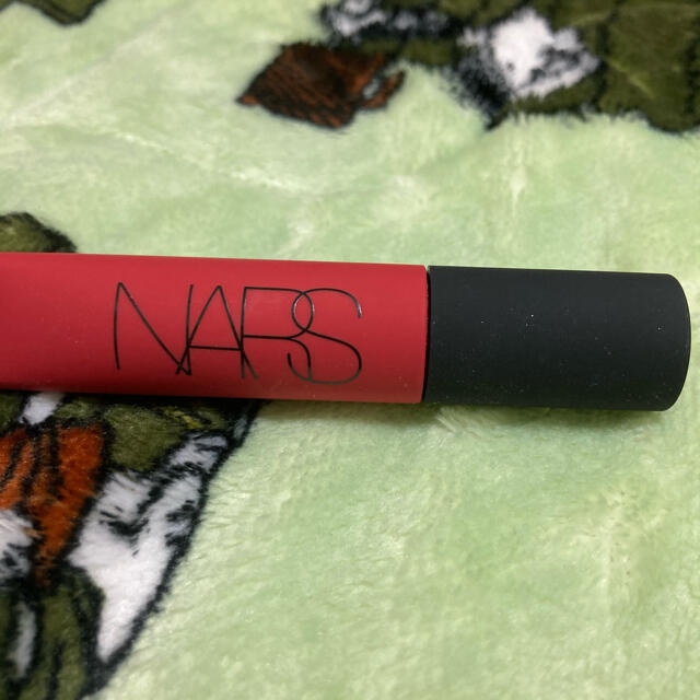 NARS(ナーズ)のNARS エアーマットリップカラー 00049 コスメ/美容のベースメイク/化粧品(口紅)の商品写真