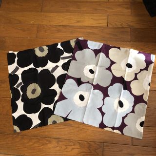 マリメッコ(marimekko)のマリメッコ クッションカバー ウニッコ 新品未使用！(クッションカバー)