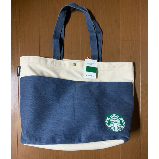 Starbucks Coffee(スターバックスコーヒー)のスターバックス　福袋　トート　２０２１＆２０１８　セット レディースのバッグ(トートバッグ)の商品写真