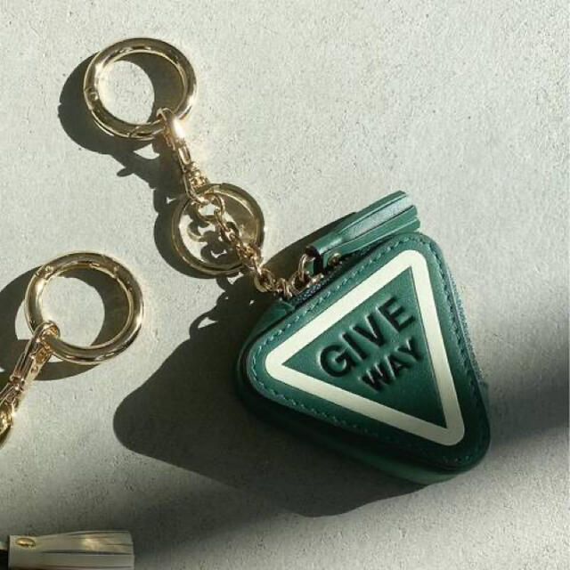 L'Appartement GOODGRIEF/medicine Keyring