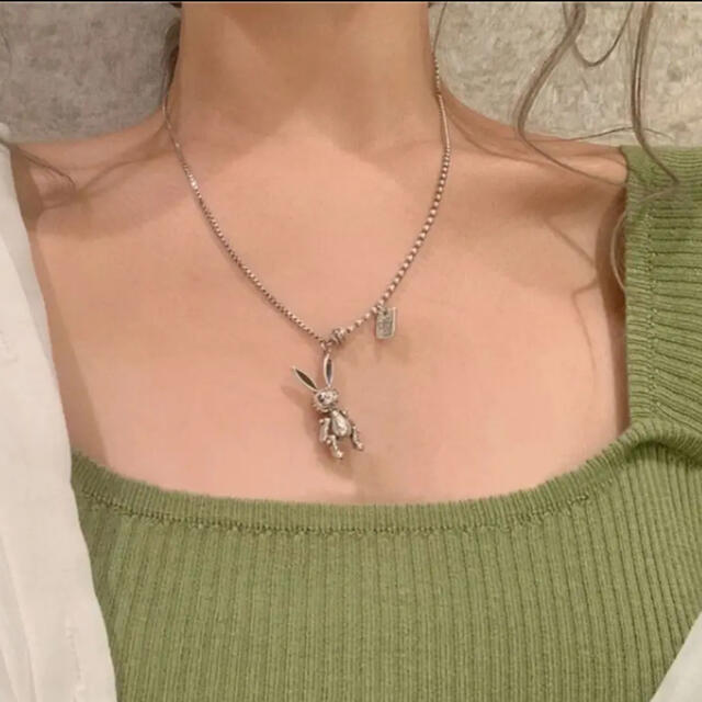 ラスト１点☆vintage rabbit necklace  レディースのアクセサリー(ネックレス)の商品写真