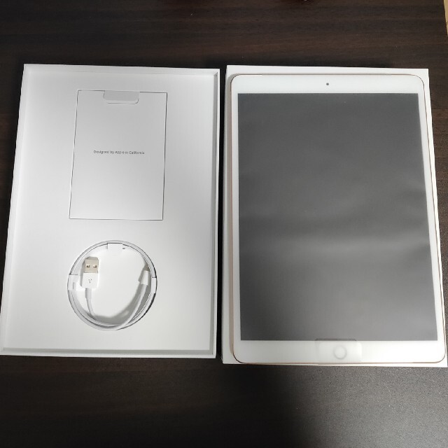 iPad Air 3  64GB WiFiモデル 1