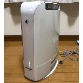 パナソニック(Panasonic)のPanasonic デシカント式衣類乾燥除湿機　F-YZL60(加湿器/除湿機)