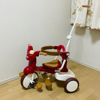 iimo 三輪車　エタニティレッド　赤(三輪車)