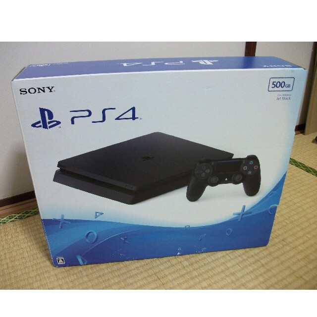 PlayStation 4 ジェット・ブラック 500GB