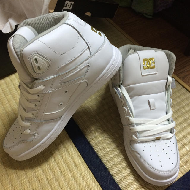 DCスニーカー