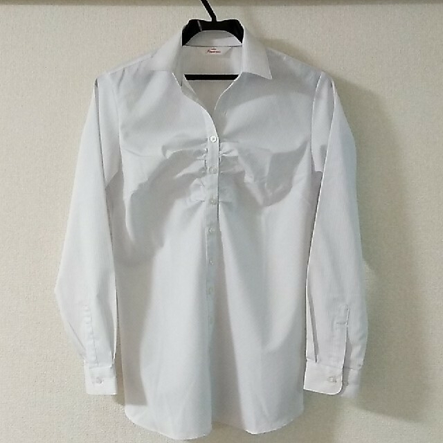 青山(アオヤマ)のレディースシャツ 9号 レディースのトップス(シャツ/ブラウス(長袖/七分))の商品写真