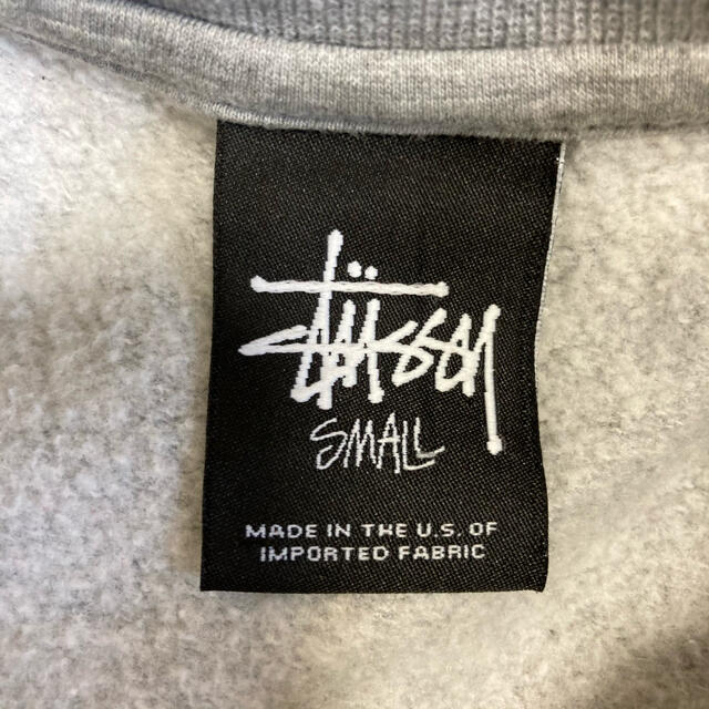 STUSSY(ステューシー)のステューシー　ビッグロゴ　スウェットトレーナー グレー 古着 メンズのトップス(スウェット)の商品写真