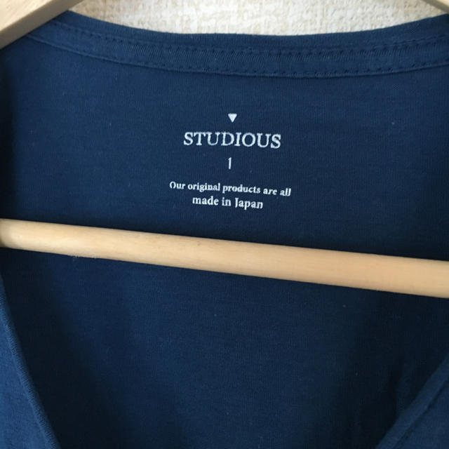 STUDIOUS(ステュディオス)のSTUDIOUS ブルーＴシャツ メンズのトップス(Tシャツ/カットソー(半袖/袖なし))の商品写真