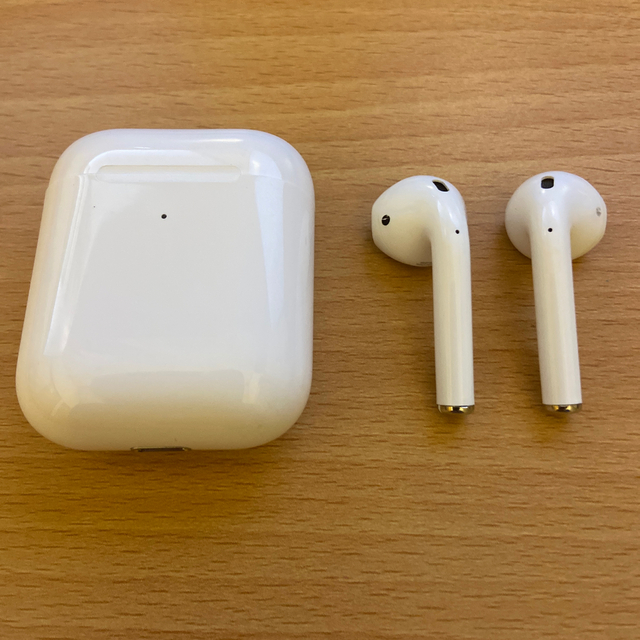 AirPods 充電ケース＋両耳イヤフォン