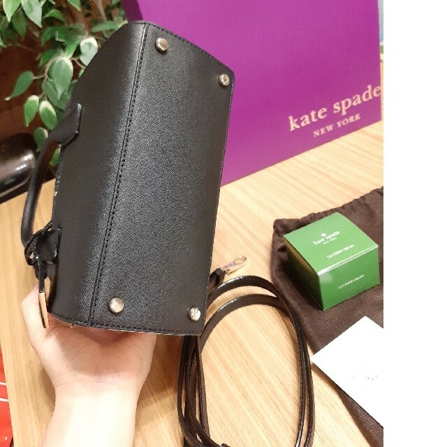 kate spade new york(ケイトスペードニューヨーク)のぼぼ新品☆フォーマルでも活躍◎ Kate spade ハンドバッグ レディースのバッグ(ハンドバッグ)の商品写真